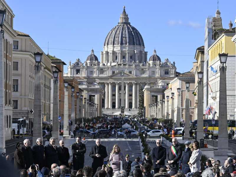 Oggi inizia il Giubileo. Intanto il “miracolo civile” è Piazza Pia