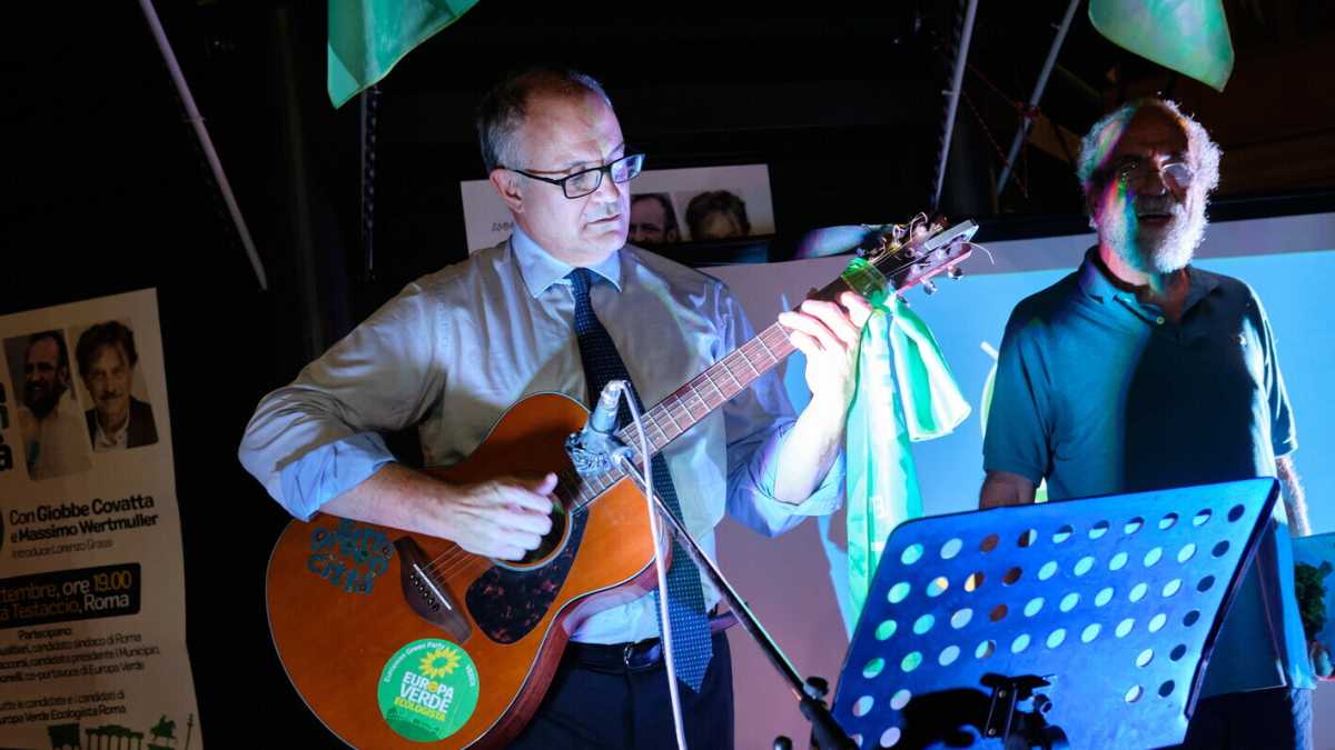 Immagine di Il concertone di Capodanno a Roma diventa una sagra. Il Campidoglio sconta l'effetto Tony Effe
