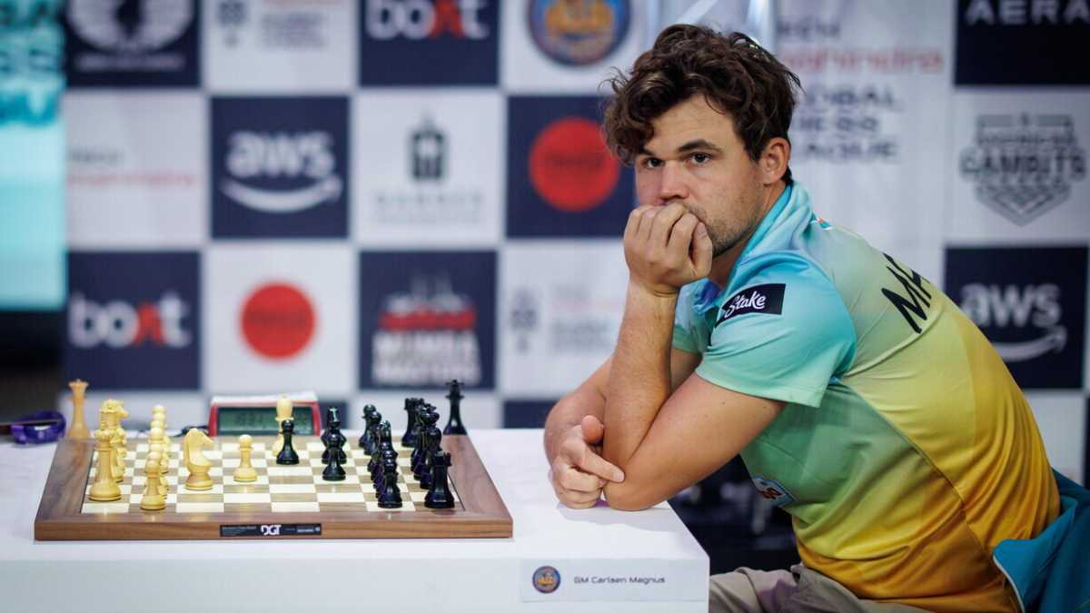 Immagine di Le bizze del “vecchio” Carlsen quand’è l’ora dei diciottenni