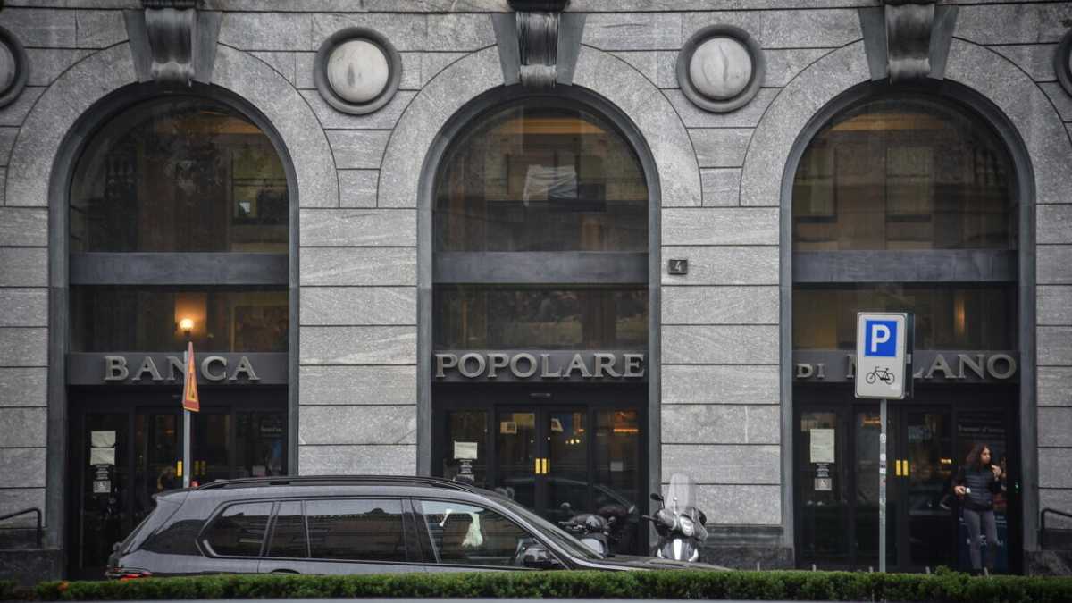 Immagine di Tra mercato e politica, banche e auto le grandi sfide del 2025