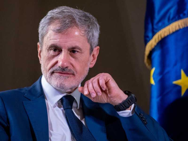 Gianni Alemanno è stato arrestato: ha violato gli obblighi di sorveglianza