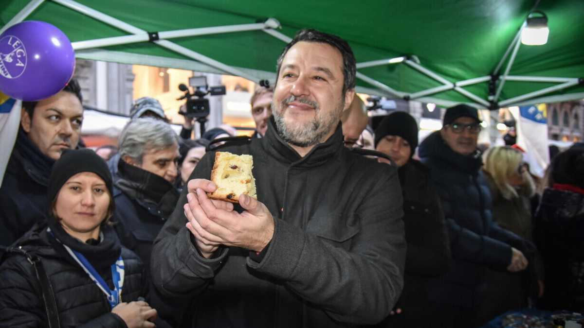 Immagine di Le ambizioni viminali di Salvini durano una mezza giornata. Ma gli resta la sicurezza sui treni