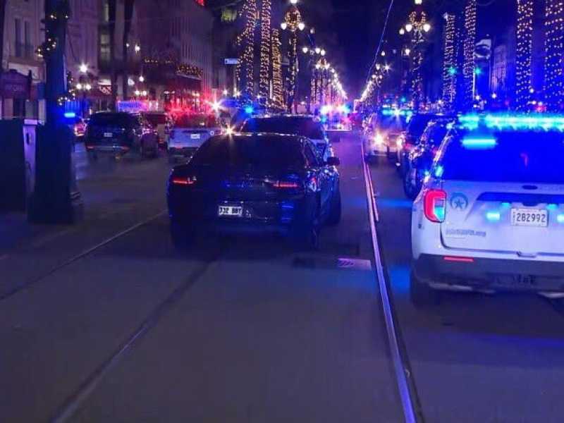 Auto sulla folla a New Orleans. L'FBI indaga per terrorismo