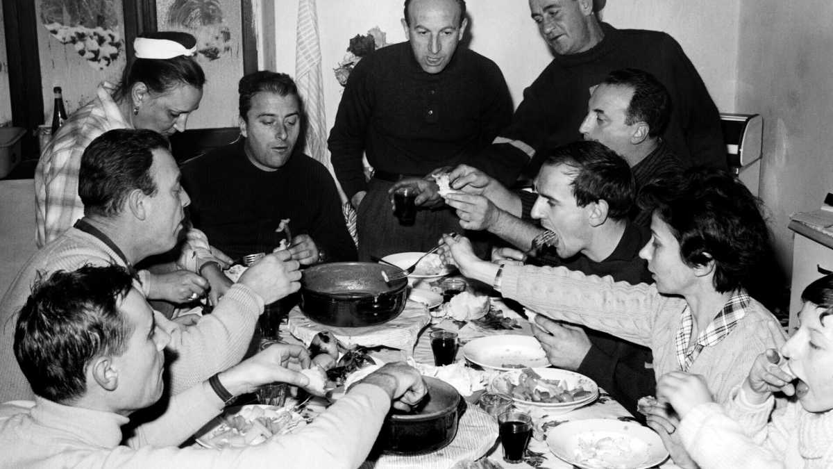 Immagine di Esistono i sultani? Grazie a Gabriella Parca, ecco i maschi italiani nel 1965