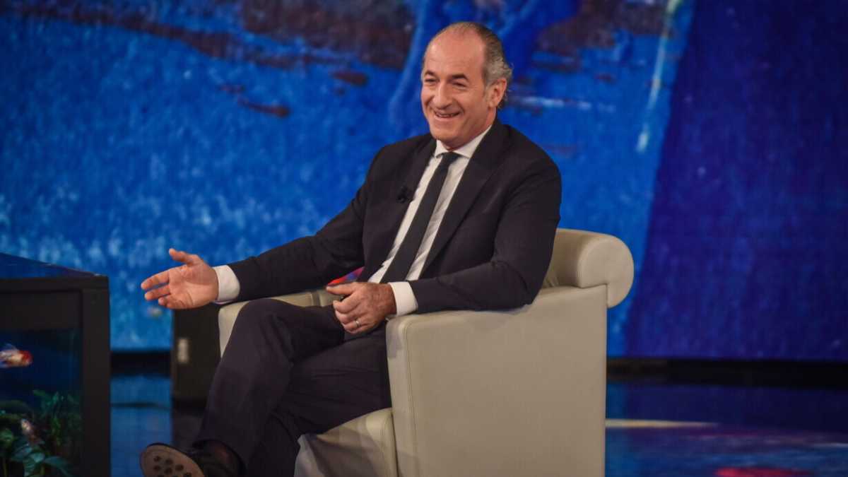 Immagine di Zaia: "Il terzo mandato? I cittadini scelgano da chi farsi governare". E manda un messaggio a FdI sul Veneto