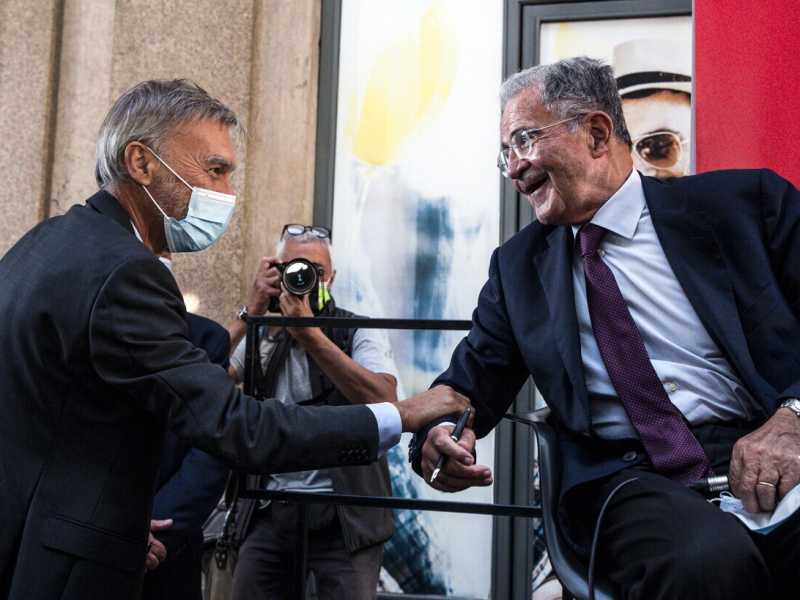 Benedetto centro. Tre domande per capire il nuovo interesse del centrosinistra per i cattolici