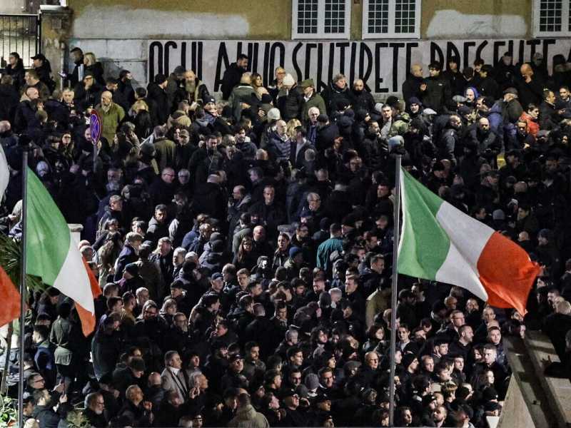I fanatici neonazisti e il falso argomento del fascismo degli antifascisti
