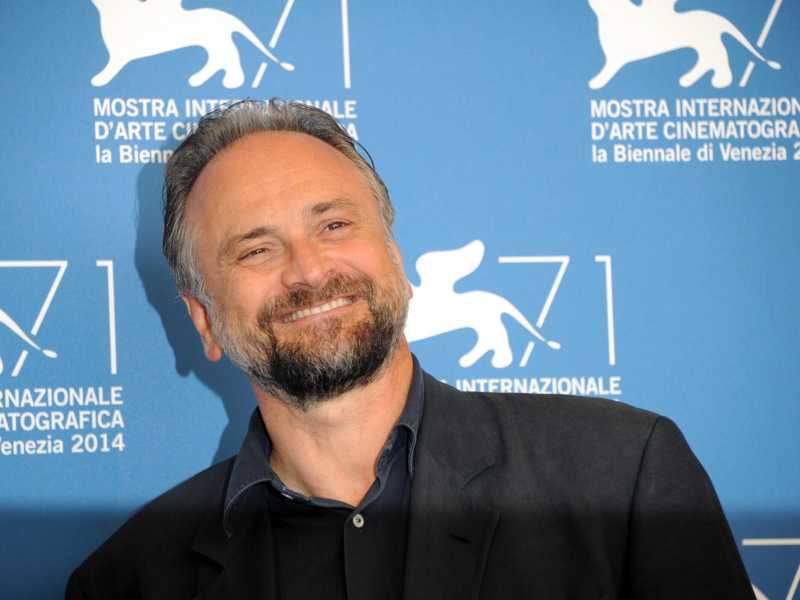 Popolizio: "Libri, film, un'altra serie tv... Posso dirlo? Basta Mussolini. Non se ne può più"