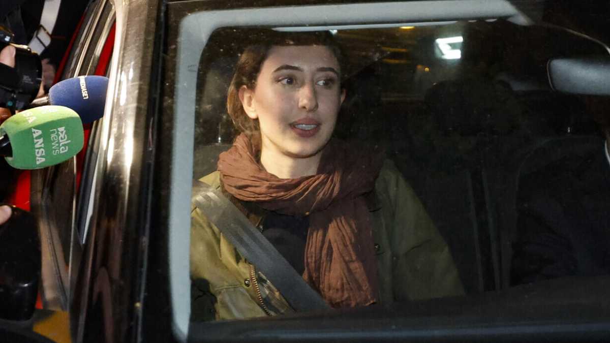 Immagine di Cecilia Sala libera: le mosse di Meloni e Caravelli, i dati di Abedini agli Usa e Tajani punzecchia Belloni e Renzi
