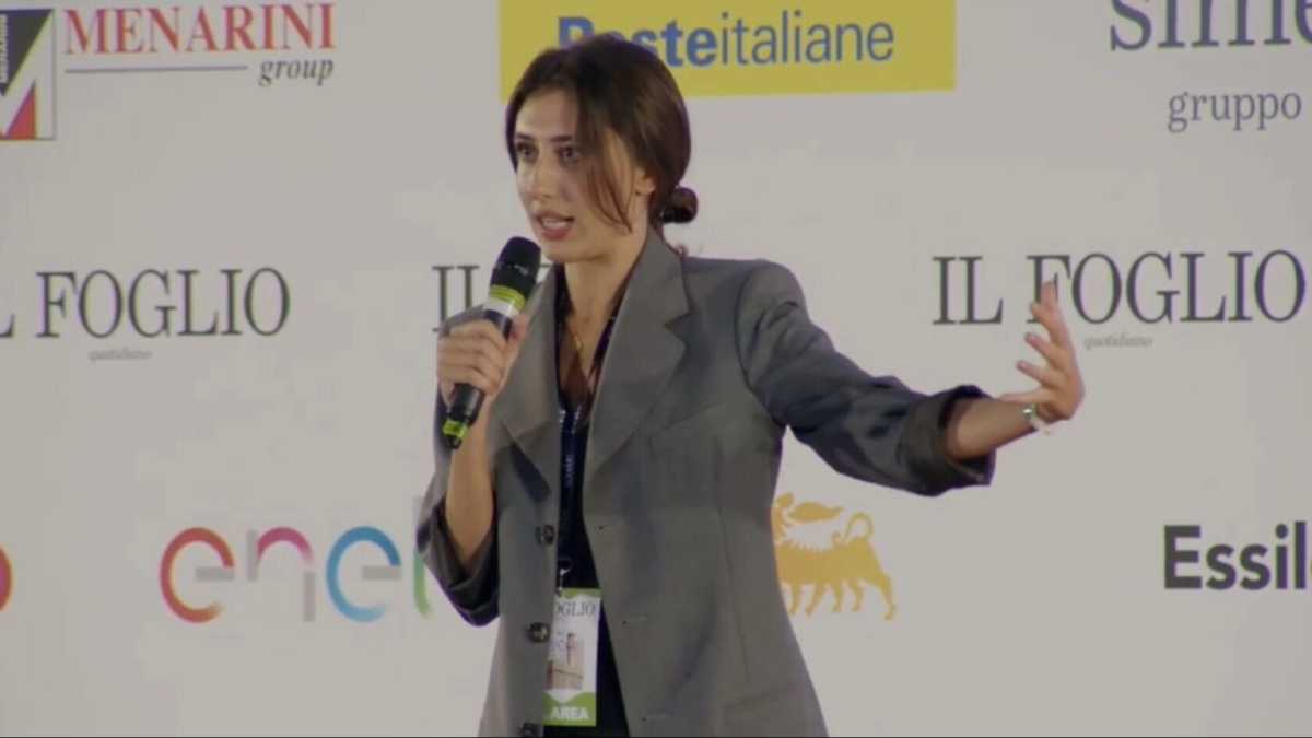 Il discorso di Cecilia Sala su Khamenei alla festa del Foglio, a ottobre