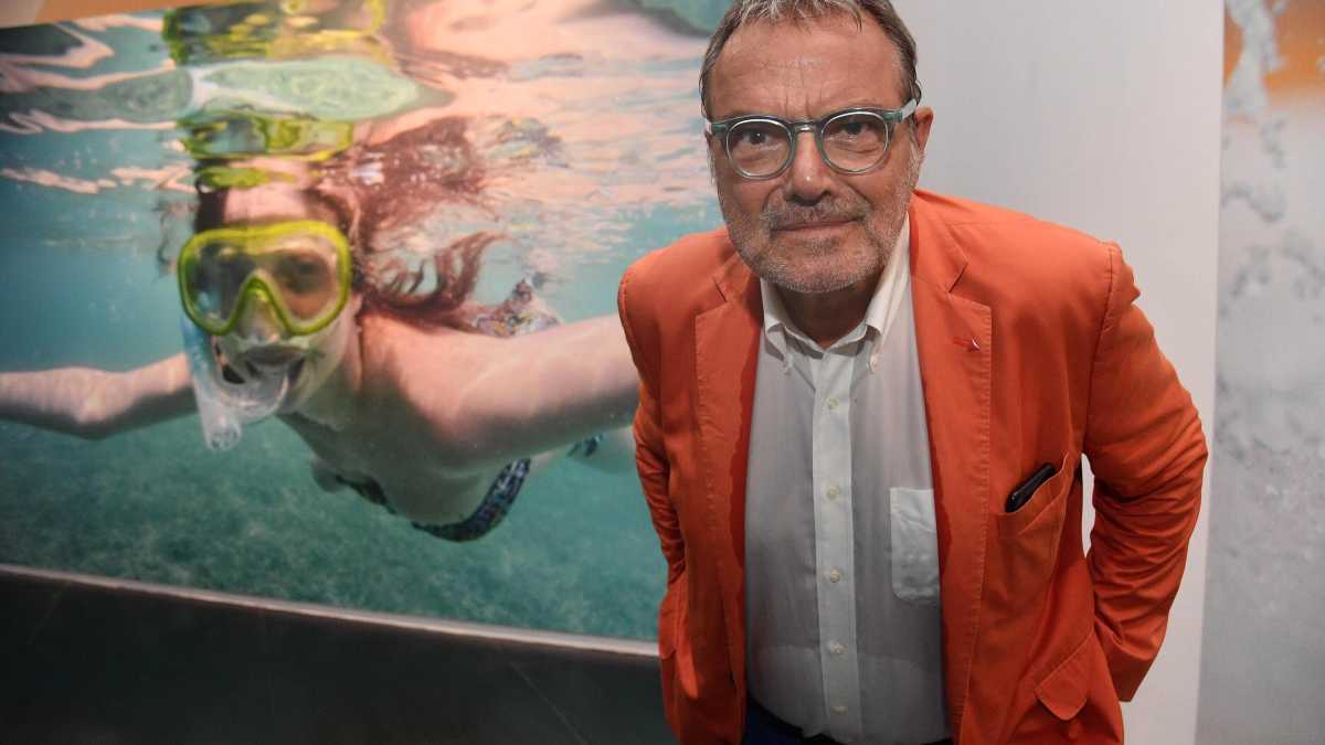 Immagine di "Droghiamoci tutti!" La campagna per il vaccino vista da Oliviero Toscani