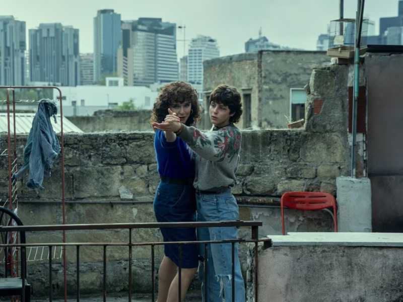 La vita bugiarda degli adulti, miniserie Netflix in sei episodi con Valeria Golino e Giordana Marengo <br />
