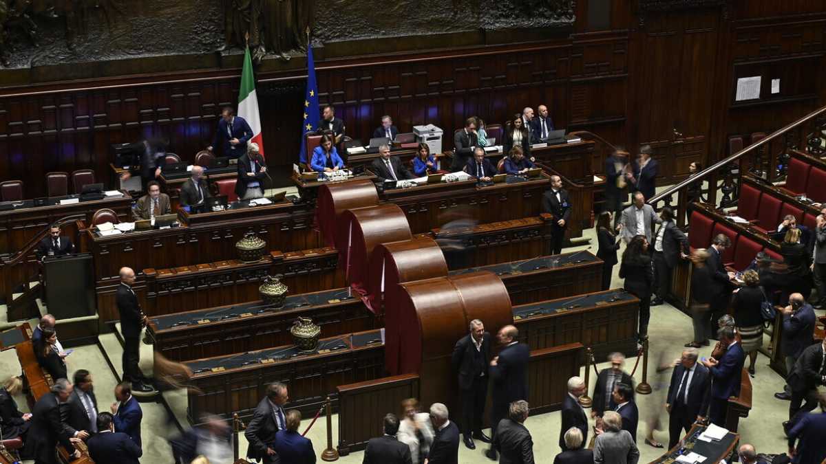Immagine di Ennesima fumata nera per l'elezione dei giudici alla Consulta. Manca l'accordo tra i partiti