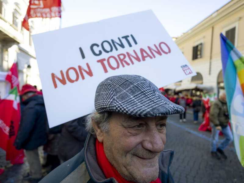 Pensionati su Marte: la politica parla di satelliti, ma pensa sempre alle pensioni
