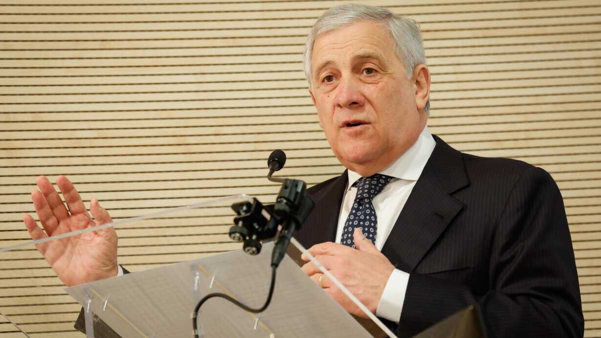 Immagine di Una destra anti AfD. L'appello di Forza Italia contro i neonazisti tedeschi. E gli altri?