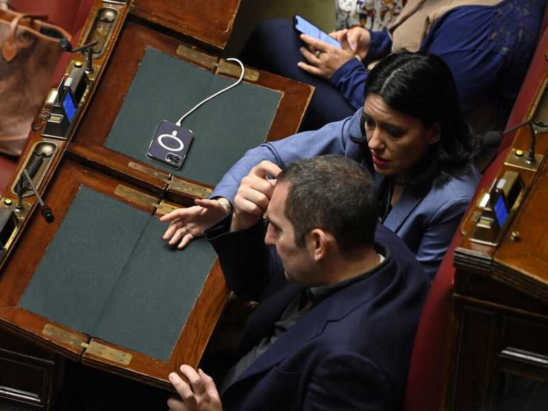 Vincenzo Spadafora e Lucia Azzolina (Ansa)