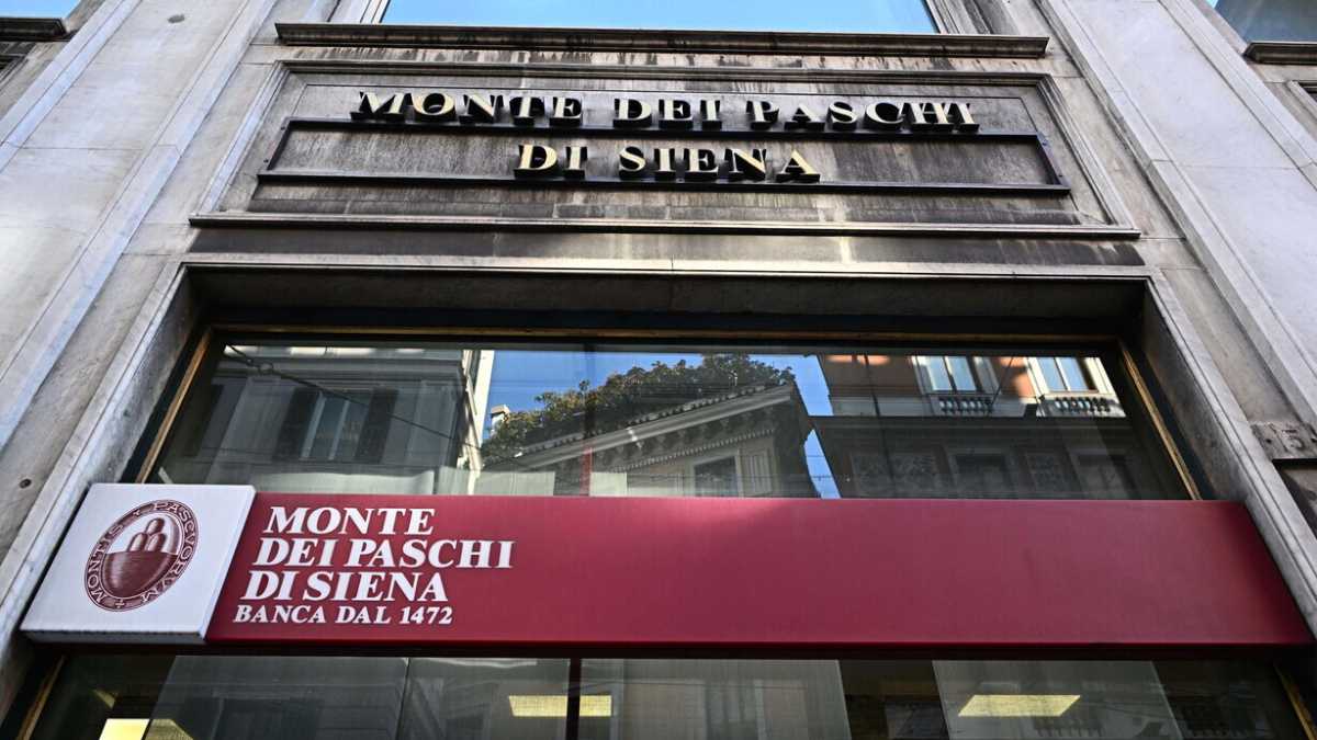 Immagine di Offerta di Mps su Mediobanca, pro e contro dell'ambiziosa scalata dell'ex Cenerentola alla roccaforte del potere finanziario italiano