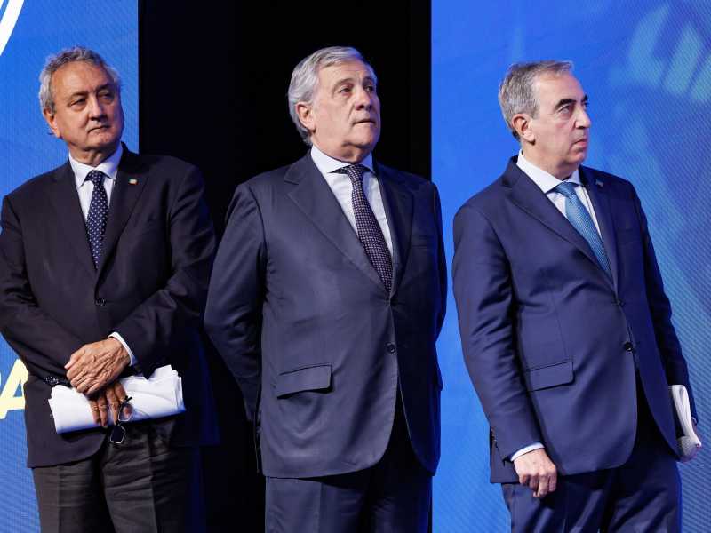 Il “chiodo” di Tajani e Gasparri: Rai e Corte sabotate, la giostra dei nomi (anche la moglie di Bruno Vespa)