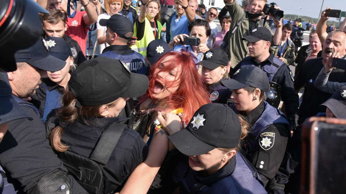 Immagine di In Georgia la resistenza femminile ha sconfitto il dittatore