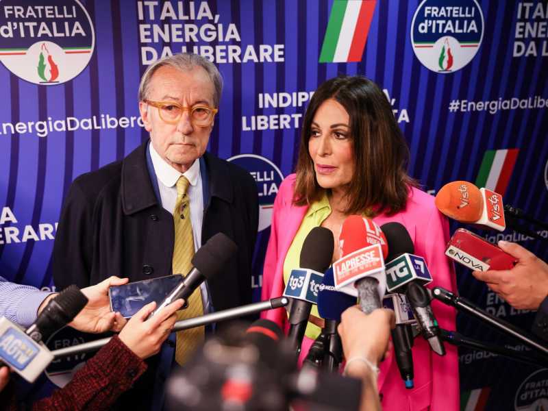 Vittorio Feltri: "Giù le mani da Daniela Santanché, e basta con i finti imbarazzi in FdI"