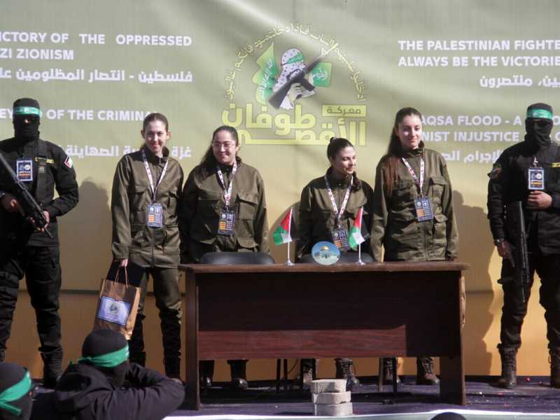 I prossimi ostaggi israeliani verranno liberati giovedì. La lista dei vivi rilasciata da Hamas