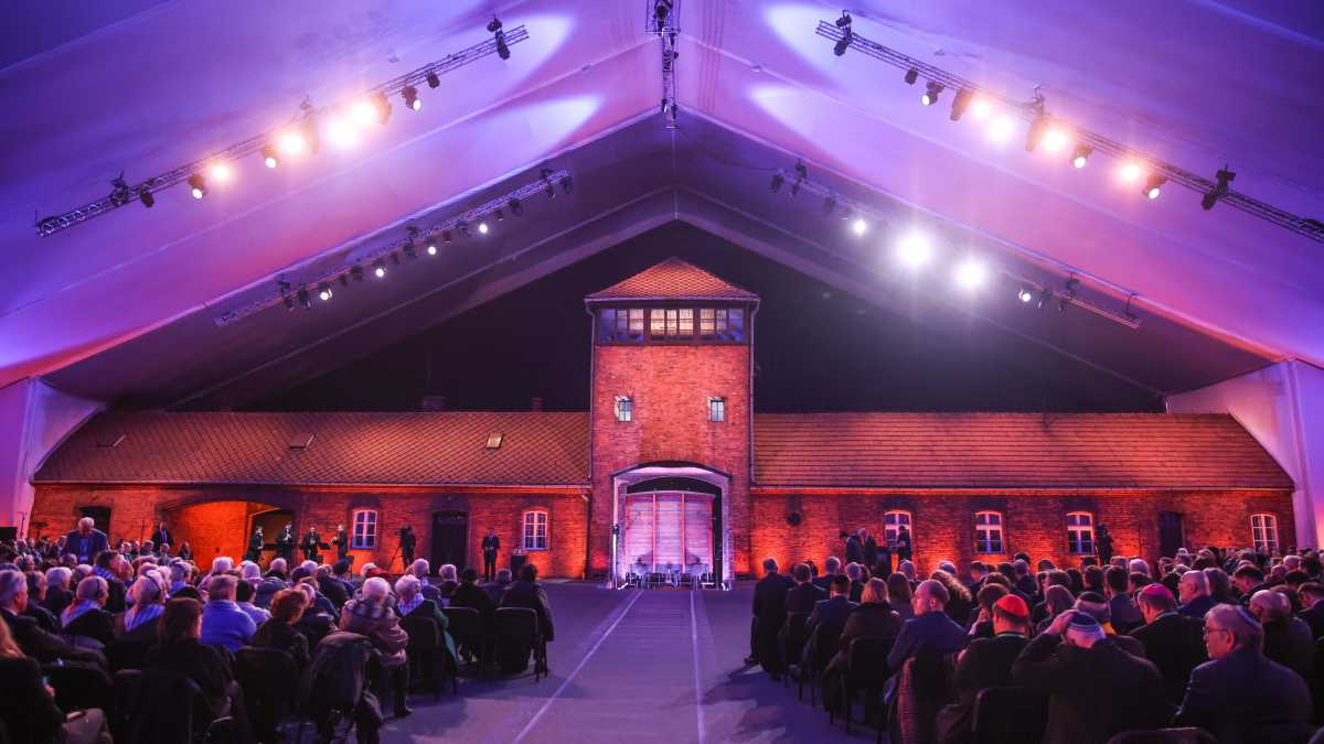 Immagine di Tra le commemorazioni di Auschwitz la storia ha fatto marcia indietro. Il museo e i sopravvissuti