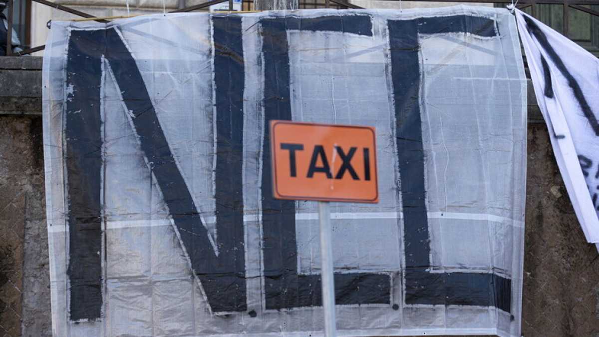 Immagine di Il Tar del Lazio sospende (di nuovo) le limitazioni agli Ncc introdotte da Salvini