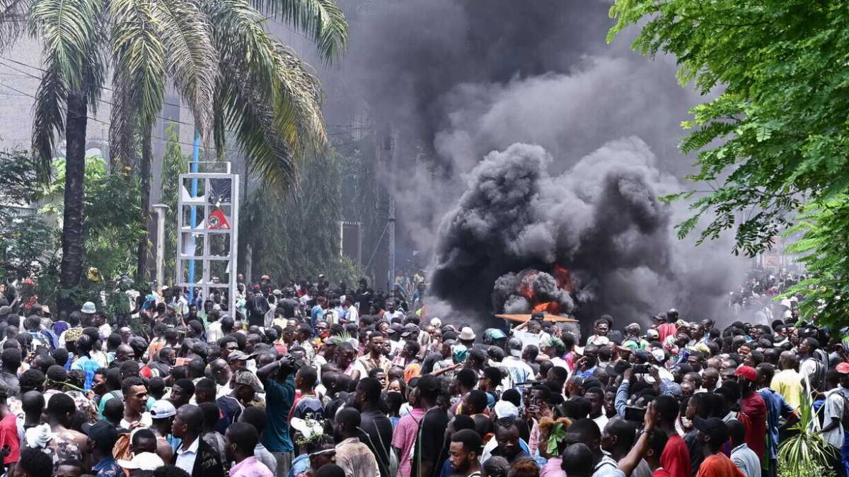 Immagine di L’assalto alle ambasciate nella Repubblica democratica del Congo