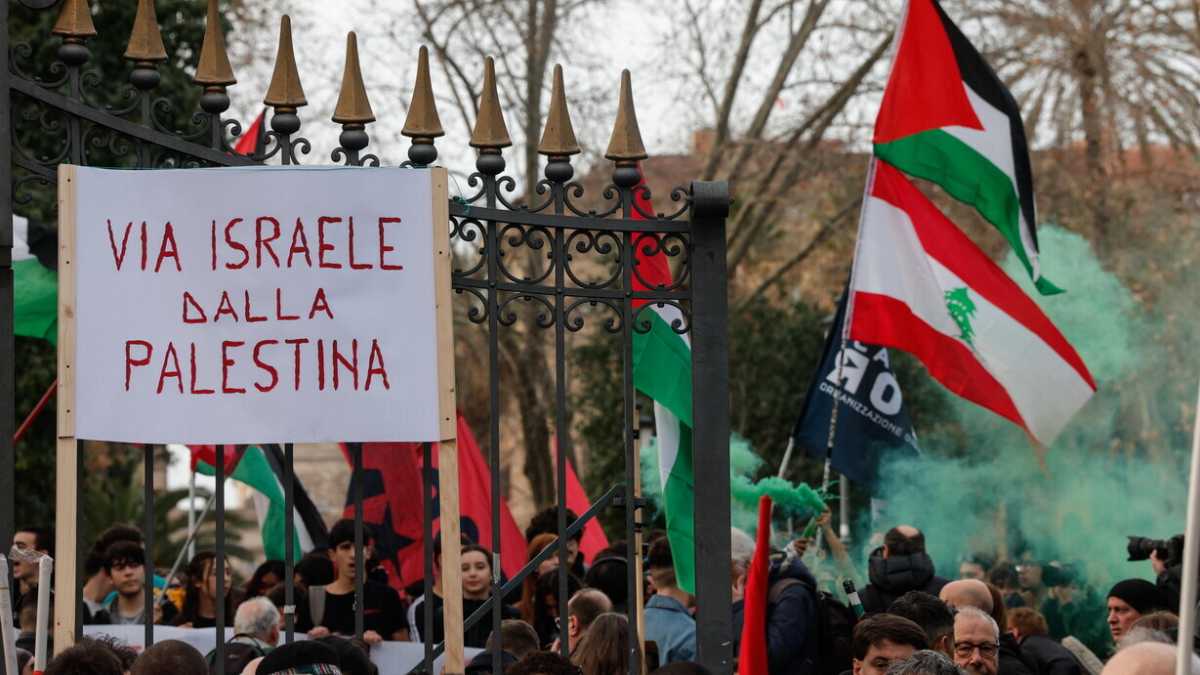 Immagine di Tra woke, slogan e sfumature antisemite: Hamas e i suoi utili idioti