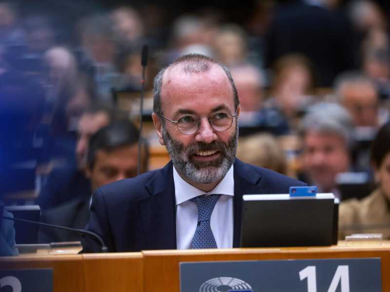 Il leader del Ppe, Manfred Weber (Ansa)