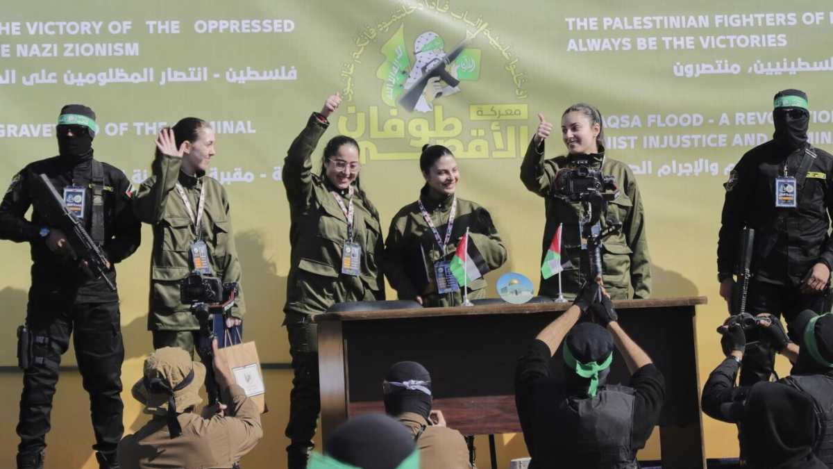 Immagine di L'informazione capovolta che parla di ostaggi israeliani “in salute” e palestinesi “torturati”