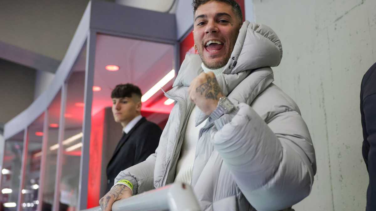 Immagine di Un altro Daspo. Emis Killa e le colpe dei tifosi