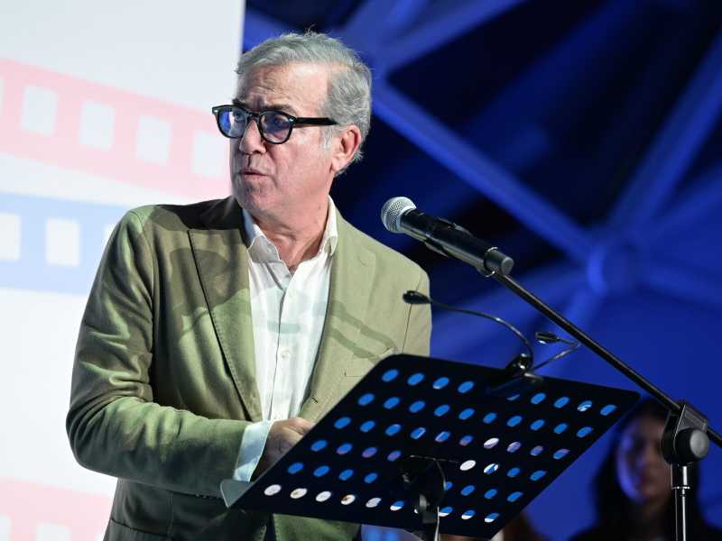 “Smarriti nel Pd? Anche basta, avanti a testa bassa”, dice Massimo Ghini. Meloni? “Furbescamente intelligente”