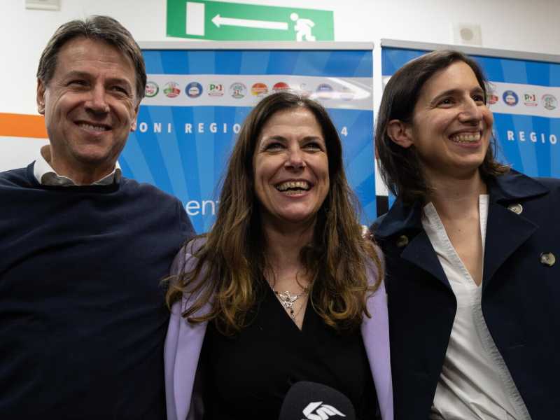 Il governo contro Todde sulle rinnovabili: impugnata la legge della Sardegna
