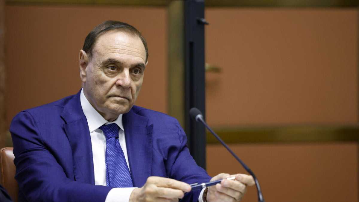 Immagine di L’unico atto dovuto è un armistizio tra magistratura e politica. L’ex ministro Mastella ci scrive