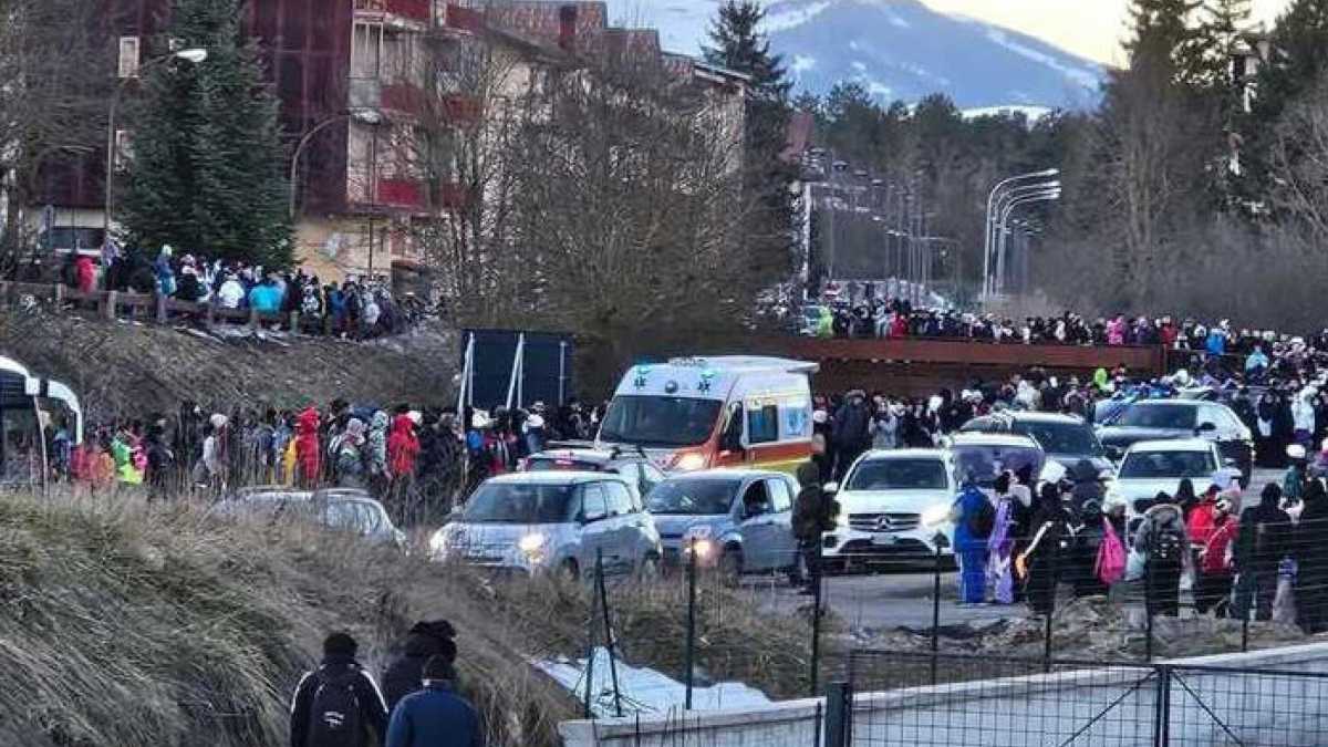 Immagine di Il sindaco di Roccaraso: "Siamo invasi: mi appello alla legge anti rave del governo Meloni"