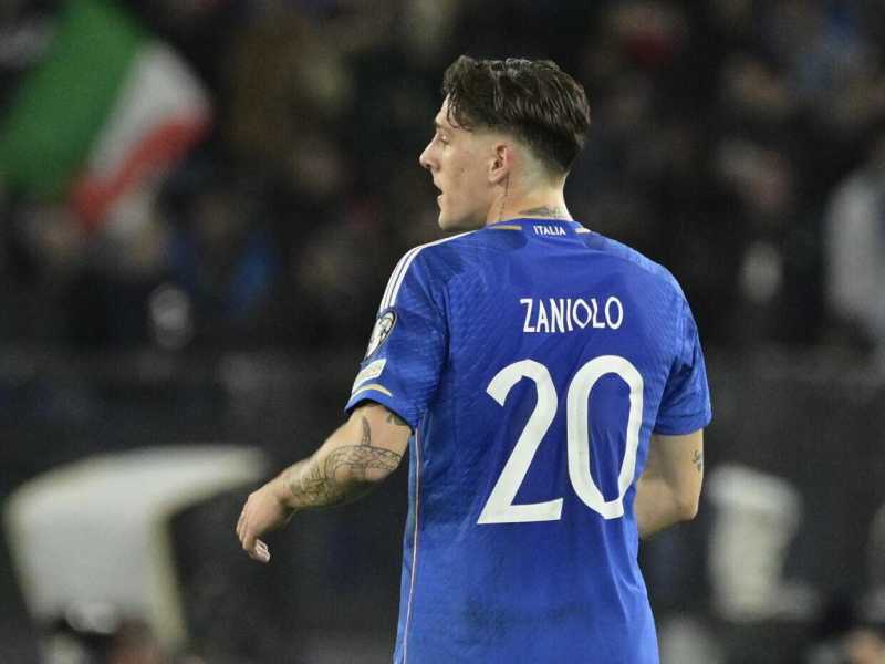 Nicol&ograve; Zaniolo con la maglia della Nazionale durante&nbsp;la partita delle qualificazioni a Euro 2024 Italia - Macedonia del Nord (foto LaPresse)<br />