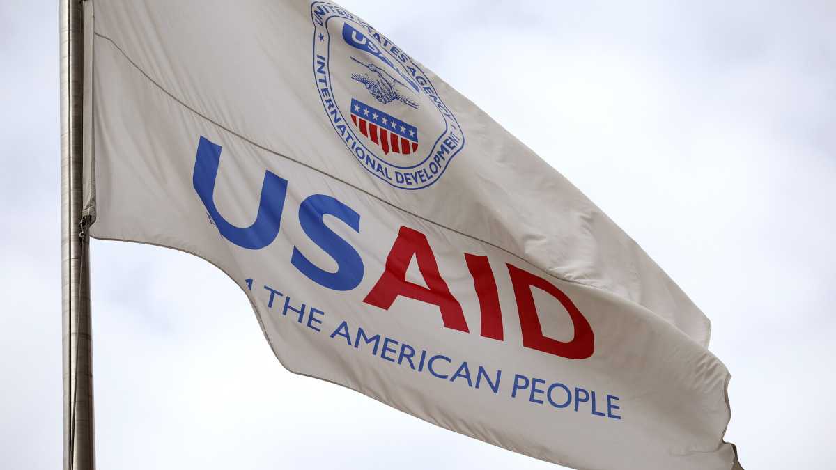 Immagine di Leavitt denuncia gli sprechi woke dell’UsAid, senza parlare degli aiuti ai paesi in difficoltà