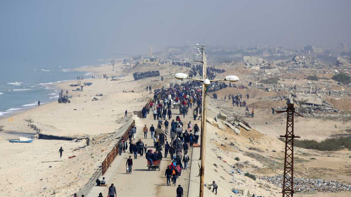 Immagine di Questa striscia non è un albergo; la folle soluzione di Trump per Gaza (e non solo)