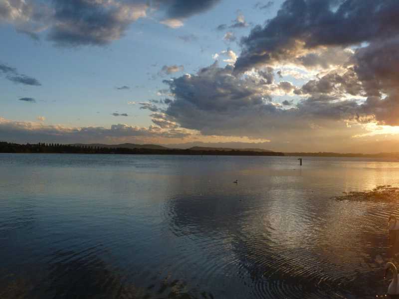 Convertire l'industria obitoristica per rilanciare il lago di Varese
