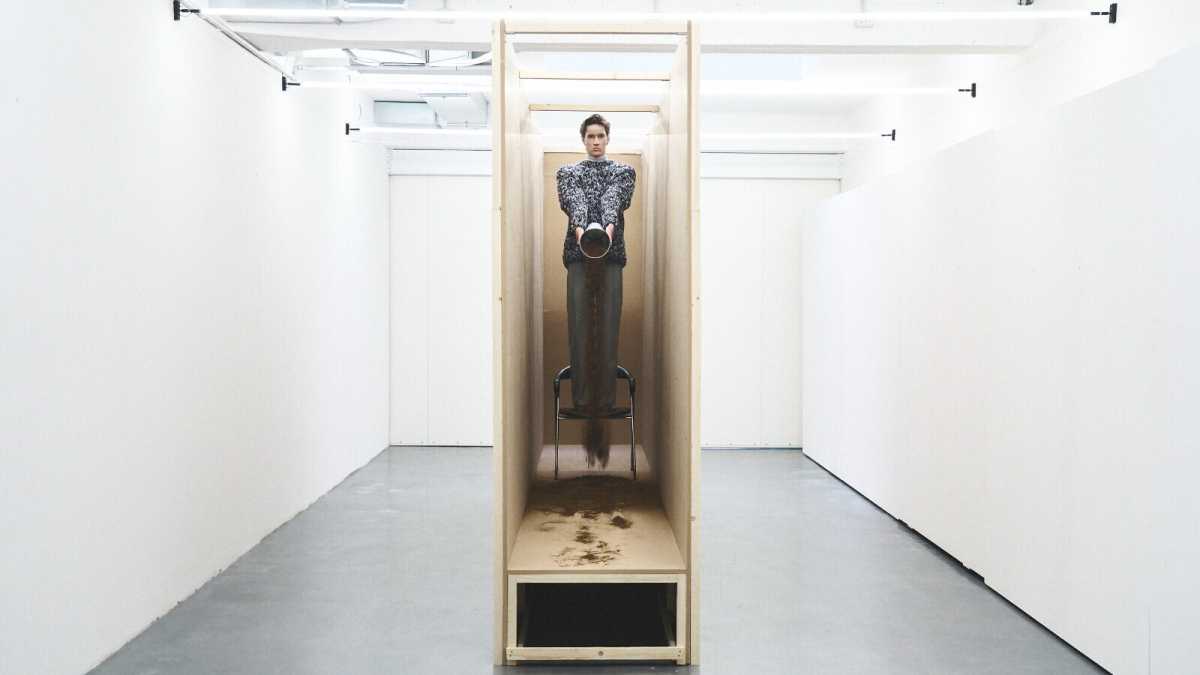 Immagine di La Romagna di Federico Cina, finalista LVMH Prize, premiato dal Fashion Trust