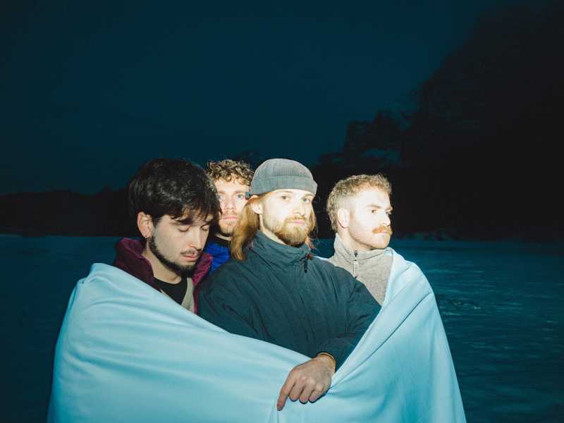 I Post Nebbia sono Carlo Corbellini (voce e chitarra), Giulio Patarnello (tastiere), Andrea Cadel (basso) e Giovanni Dodini (batteria). Foto di R. Michelazzo&nbsp;<br />
