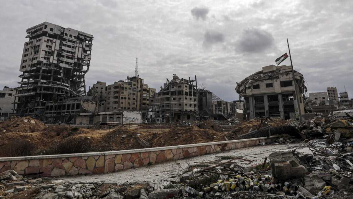 Immagine di Ricostruire Gaza sarà proibitivo. Un fondo di verità nelle parole di Trump