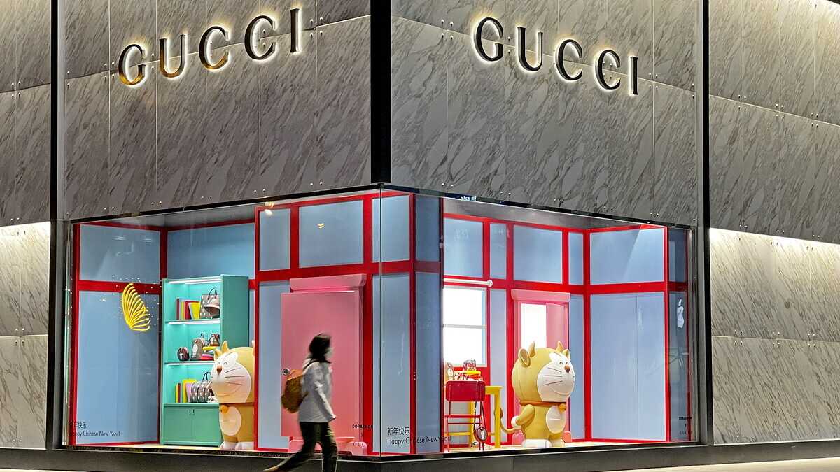 Immagine di Kering perde quota, ma cresce in borsa. Ragioni possibili