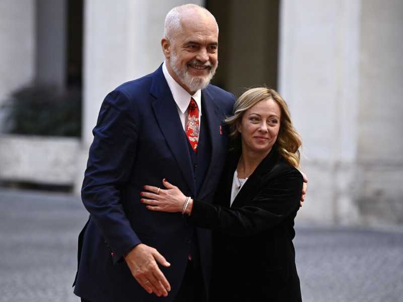 Meloni, cortocircuito in Albania: Trump non tifa Rama il “Soros’puppet”