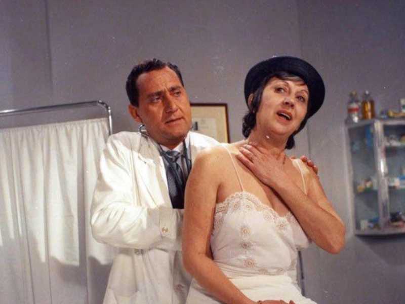 &nbsp;Alberto Sordi &egrave; il dottor Tersilli ne &ldquo;Il medico della mutua&rdquo; di Luigi Zampa, 1968 (foto Olycom)