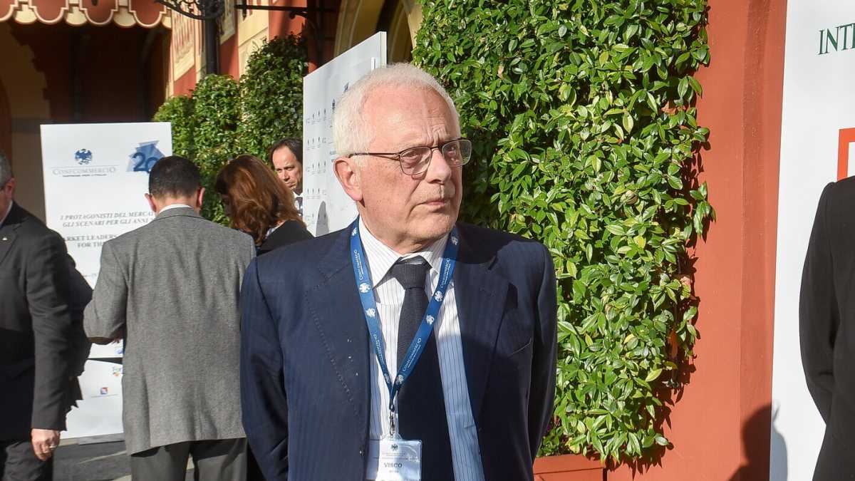 Immagine di L'ex ministro Visco: "Un altro condono? Folle. Ma la logica anti tasse ormai c'è anche a sinistra"