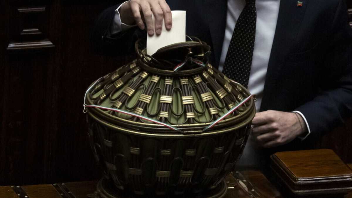 Immagine di Dietro l’intesa sulla Consulta la fine del travaglio dentro Forza Italia