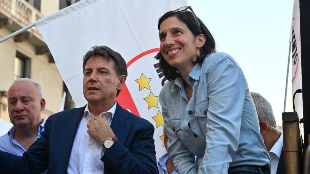 Immagine di Sul caso Campania, Schlein prende tempo e Conte si innervosisce