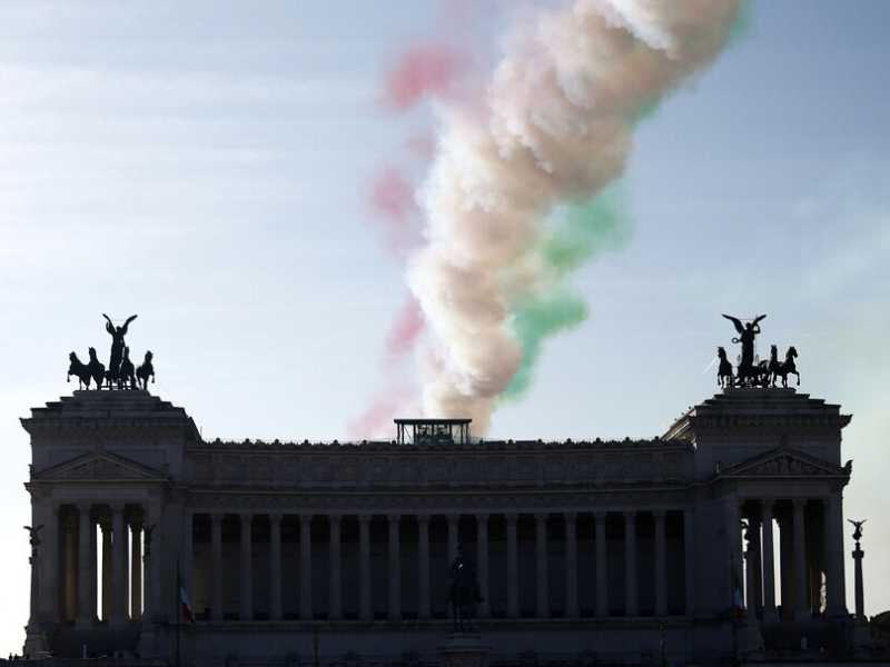 L'Altare della Patria a Roma, foto LaPresse